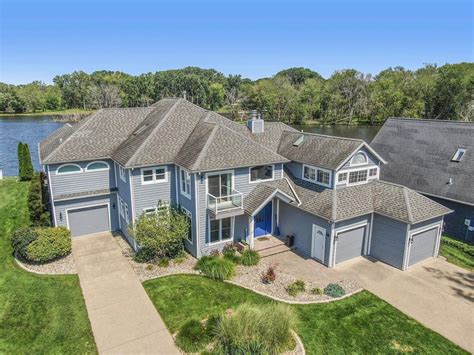 saint joseph michigan real estate.